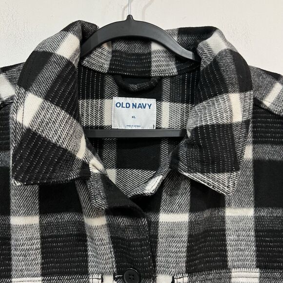 NWOT Women’s Old Navy Plaid Soft Brushed Utility Shacket Size XL Pockets Wool - Picture 3 of 6